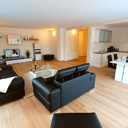 Semesterbostad See_residenz *